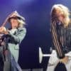 STEVEN TYLER Sustains ‘Vocal Cord Damage’; AEROSMITH Postpones Several Shows On Farewell Tour